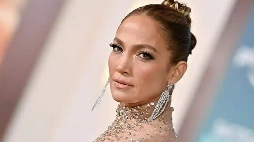 Jennifer Lopez Biography